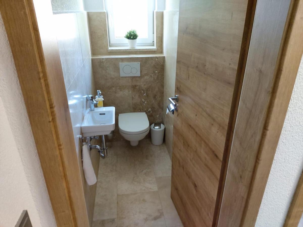 Ferienhaus Giulia in Günzburg ideal für 2 Familien Apartamento Exterior foto