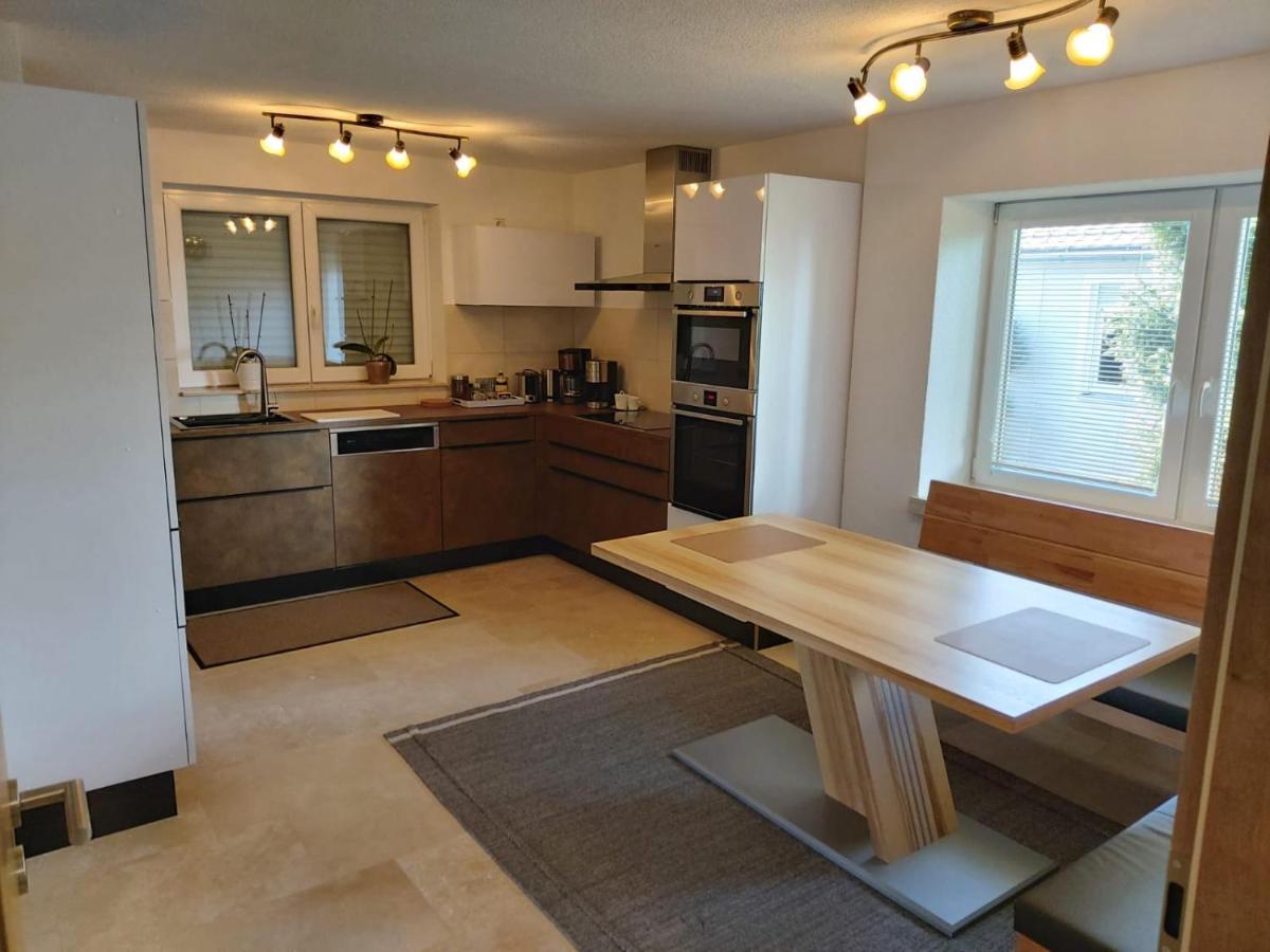 Ferienhaus Giulia in Günzburg ideal für 2 Familien Apartamento Exterior foto
