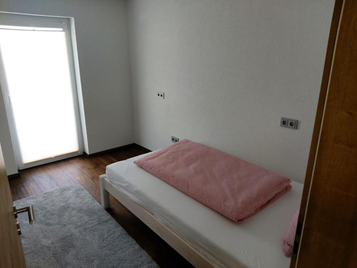 Ferienhaus Giulia in Günzburg ideal für 2 Familien Apartamento Exterior foto