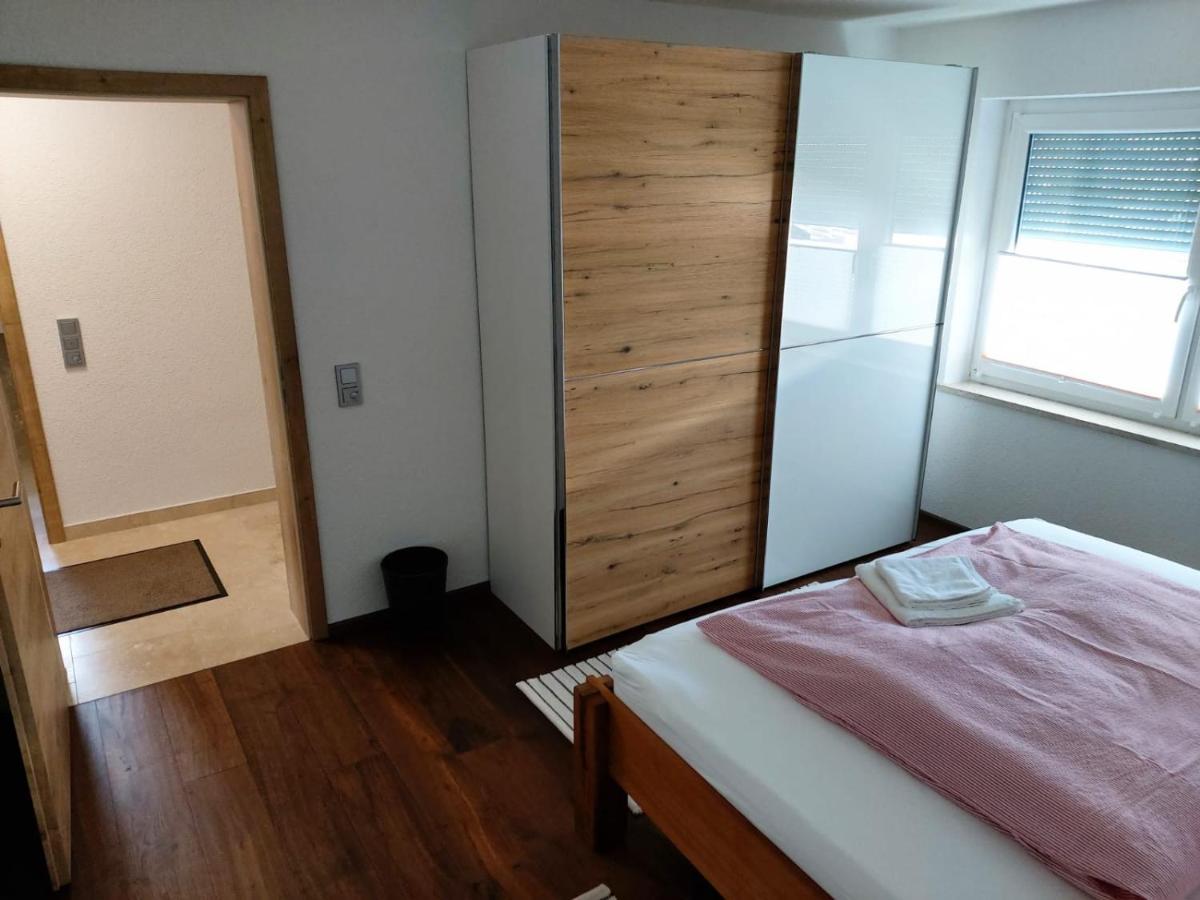 Ferienhaus Giulia in Günzburg ideal für 2 Familien Apartamento Exterior foto