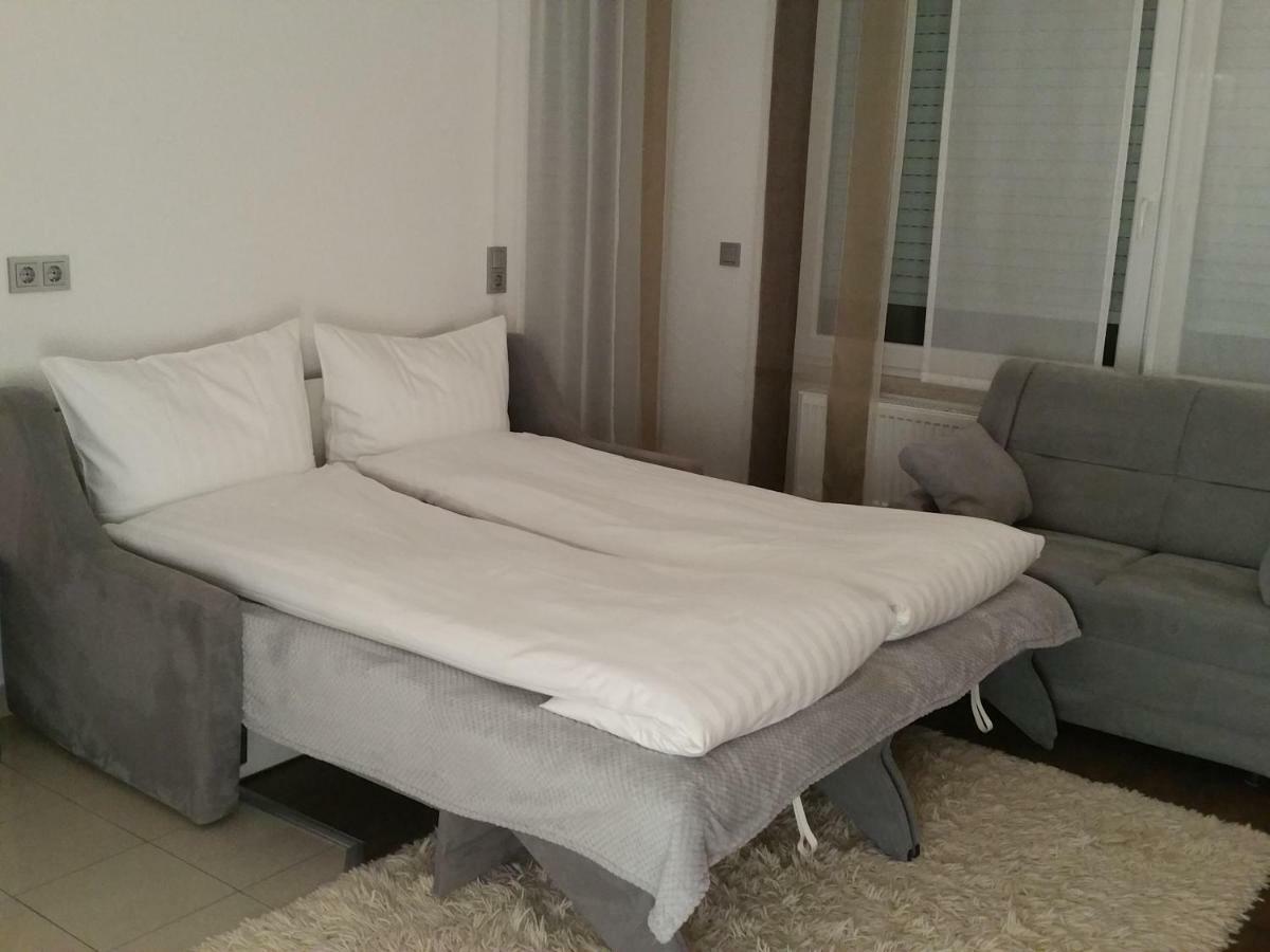 Ferienhaus Giulia in Günzburg ideal für 2 Familien Apartamento Exterior foto