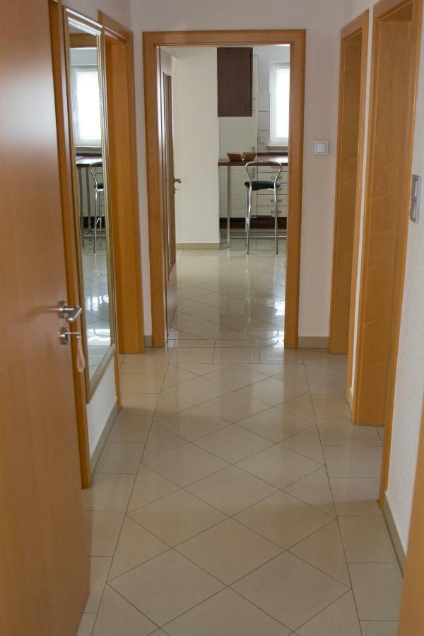 Ferienhaus Giulia in Günzburg ideal für 2 Familien Apartamento Exterior foto