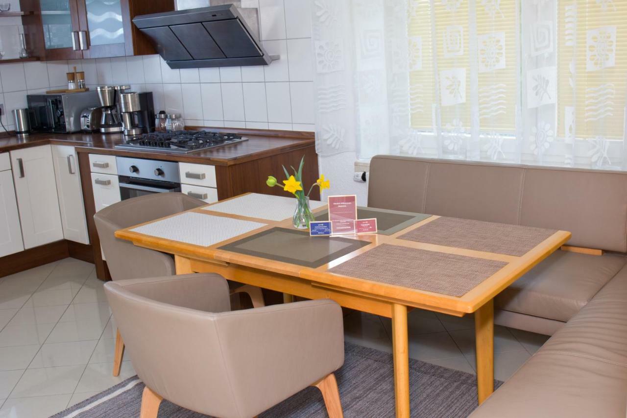 Ferienhaus Giulia in Günzburg ideal für 2 Familien Apartamento Exterior foto