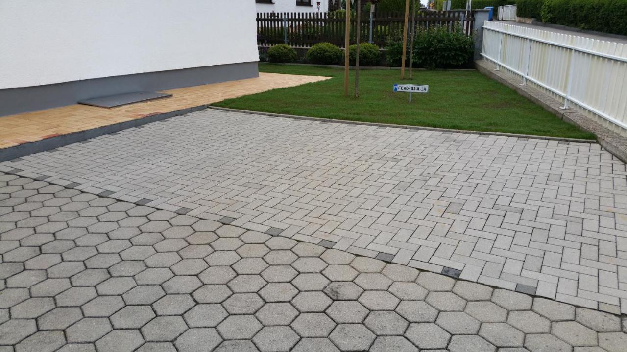 Ferienhaus Giulia in Günzburg ideal für 2 Familien Apartamento Exterior foto